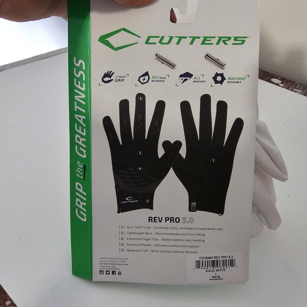 Men's Extreme Grip Gloves - White - Picture 5 of 10